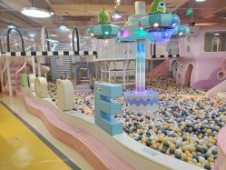 -多多淘儿童体验中心(重庆来福士店)