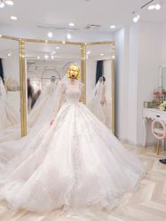-予白婚纱礼服馆