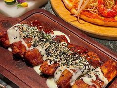 -Mogul Eatery·大亨餐酒馆
