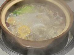 -四点金粥底火锅(沂州里店)