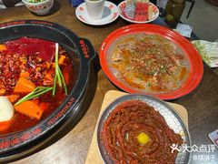 -牛市坎火锅(建设路店)