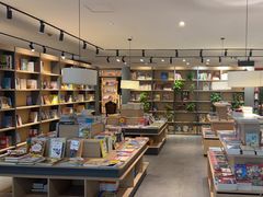 -魔方城市书房(中街益田店)