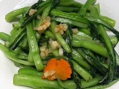 粤式白灼菜心-鸿星花园酒家(银亿家园店)