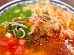 -巍山𤆵肉饵丝