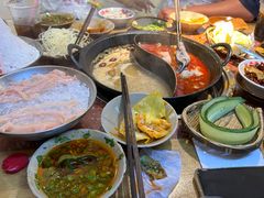 -赵美丽·重庆社区火锅·直营店(火车东站·中豪国际店)