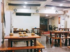大堂-陈有良尖椒鸡(渝中旗舰店)