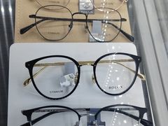 -翰佐蔡司小乐圆·依视路星趣控·暴龙眼镜折扣店