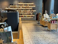-星巴克臻选(济南恒隆店)