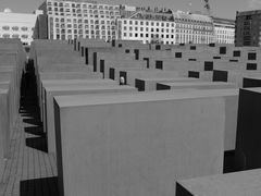 -欧洲被害犹太人纪念碑