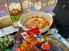 -刘姐啤酒鱼民族演艺餐厅(西街总店)