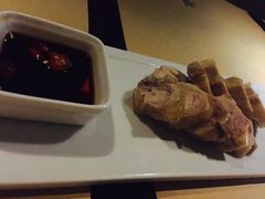 -穹六人间 people 6(岳阳路店)