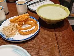 豆汁焦圈-新侨小馆(东直门北小街店)