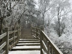 -西岭雪山大飞水景区