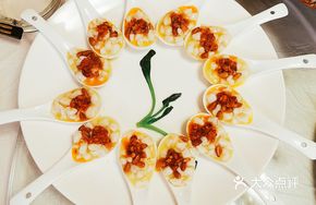 Pine Nut Crab Roe Guilin Fish