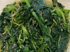 -香山湖渔家大院