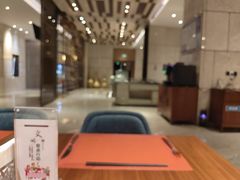 -厦门海沧正元希尔顿逸林酒店開全日餐厅