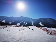 -鳌山滑雪度假区