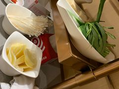 -海底捞火锅(宝龙广场夜宵主题店)