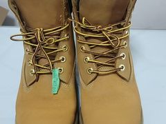 -京伟修鞋洗鞋奢侈品皮具护理店