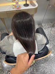 -Tloml salon
