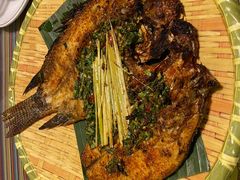 香茅草烤鱼-呐咪傣园·云南菜(石厦店)