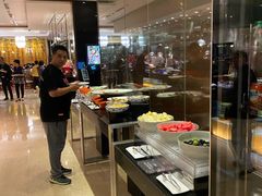 -上海西藏大厦万怡自助餐厅(徐汇店)