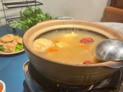 -邹开喜·小海鲜醉鸡煲·潮汕鲜切牛肉店(襄阳北路店)