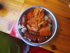 -梁阿婆廿年老牌扣肉糯米饭
