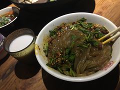 -万记麻辣烫国展总店
