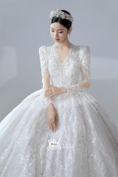 点击看大图 -艾拉·女王婚纱礼服馆