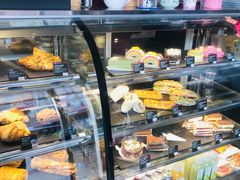 面包甜点陈列柜-COSTA COFFEE(上海虹口公园店)