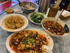 -华光驿站私房菜·黑金冠