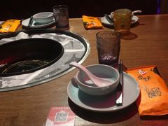 -三人行骨头王火锅(长寿店)