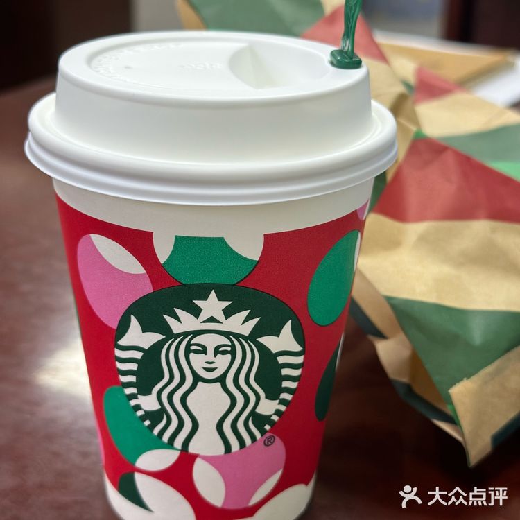 在星巴克感受圣诞氛围🎄
