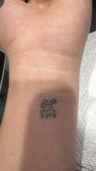 点击看大图 -龙之吻专业刺青·手工耳洞·纹身去色