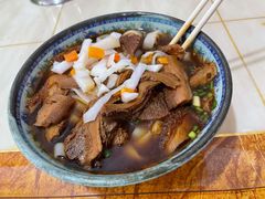 -牛师傅牛肉面(尚隆路店)
