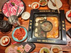 -老牌坊云南鱼豆花火锅(哈西万达店)