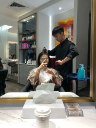 -Kraemer Paris  苏豪路易士·嘉玛发廊