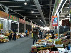 -上海市江桥批发市场经营管理有限公司-停车场