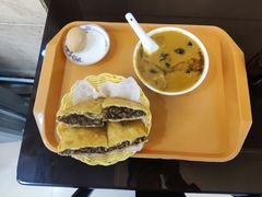 -方中山胡辣汤(顺河路店)