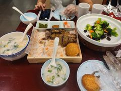 -宏状元现熬粥·京味菜(五棵松店)