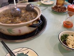 -杨记山珍鸡煲菌汤锅