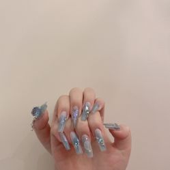 -Fanni美甲美睫皮肤管理