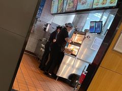-汉堡王(大连柏威年餐厅店)