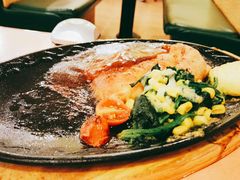 鸡翅配黑椒鸡排-萨莉亚意式餐厅(悦荟广场店)
