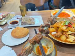 -贯贯吉·清真餐厅(浙江中路店)