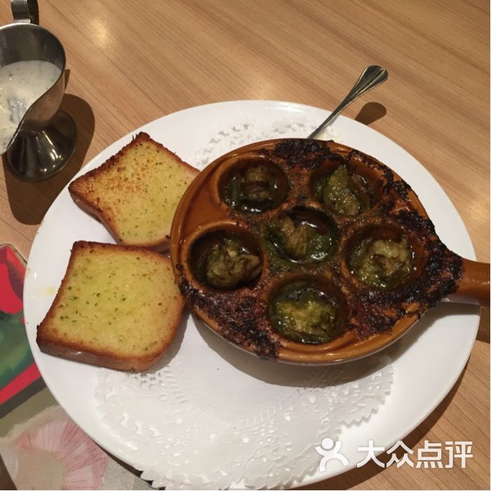 必胜客(勒泰店)法式红酒焗蜗牛图片 - 第1张