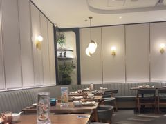 -港丽餐厅(正大店)