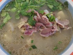 鸭血粉丝汤-老新隆牛肉锅贴(新街口店)