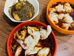 -继红顺河抄手名小吃